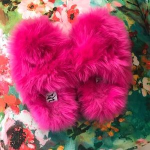 Lust for life Fur slippers / fluffy slippers